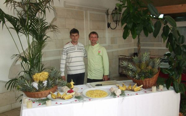 Croatie Formation Hotel Solaris Buffet Fruit et Légume - Frederic Jaunault MOF Primeur Fruits Legumes